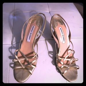 Manolo Blahnik Gold Pump Size 37 1/2  (7 1/2)